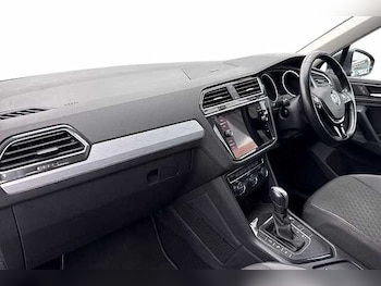 Used Volkswagen Tiguan 2020 for sale - 75598293: Photo