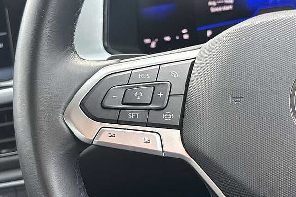 Used Volkswagen T-Roc 2022 for sale - 76119778: Photo 15