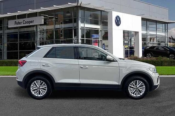 Used Volkswagen T-Roc 2022 for sale - 76119778: Photo 4