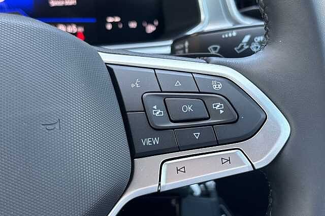 Used Volkswagen T-Roc 2025 for sale - 76101514: Photo 17