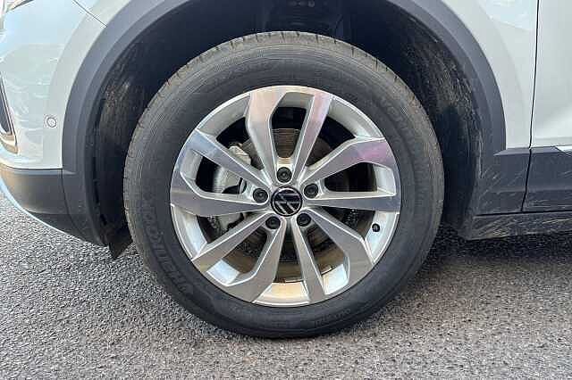 Used Volkswagen T-Roc 2025 for sale - 76101514: Photo 5