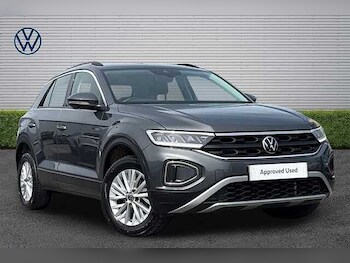 Used Volkswagen T-Roc 2023 for sale - 78196618: Photo