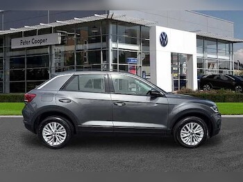 Used Volkswagen T-Roc 2023 for sale - 78196618: Photo