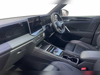 Used Volkswagen Tiguan 2025 for sale - 77937643: Photo