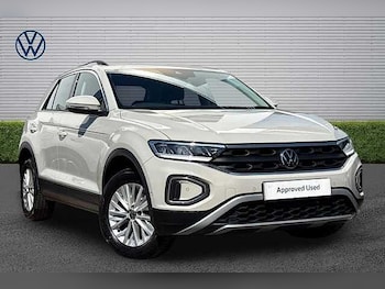 Used Volkswagen T-Roc 2023 for sale - 78345662: Photo