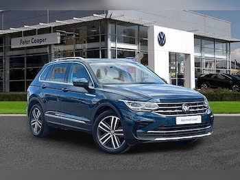 Volkswagen - Tiguan
