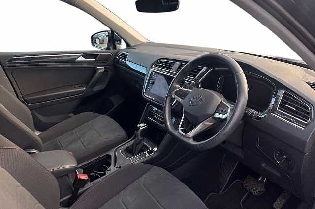 Used Volkswagen Tiguan 2023 for sale - 75987135: Photo 6