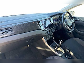 Used Volkswagen Polo 2023 for sale - 76069831: Photo 2