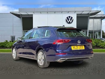 Used Volkswagen Golf 2021 for sale - 75406924: Photo
