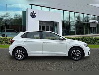 Used Volkswagen Polo 2023 for sale - 78427094: Photo