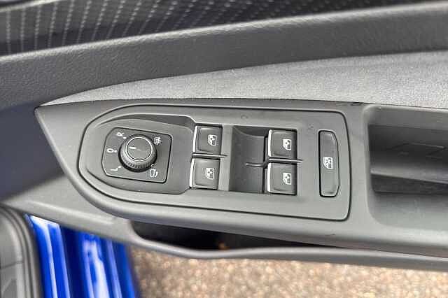 Used Volkswagen Golf 2023 for sale - 76470780: Photo 30