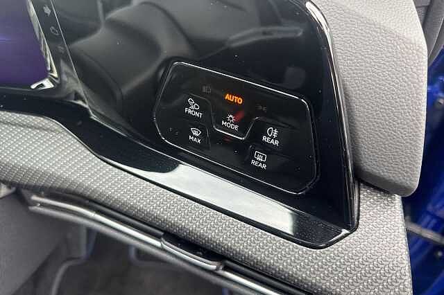 Used Volkswagen Golf 2023 for sale - 76470780: Photo 31