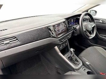 Used Volkswagen Polo 2023 for sale - 76368767: Photo