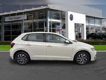 Used Volkswagen Polo 2023 for sale - 76368767: Photo