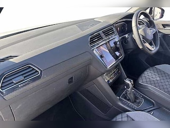 Used Volkswagen Tiguan 2023 for sale - 77976905: Photo
