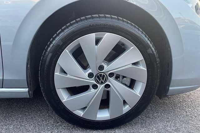 Used Volkswagen Golf 2025 for sale - 77501880: Photo 31