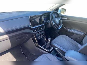 Used Volkswagen T-Cross 2024 for sale - 79404779: Photo