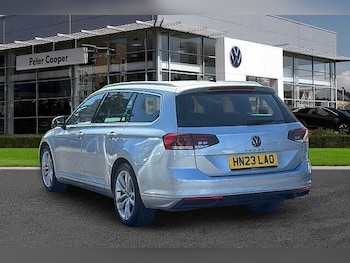 Used Volkswagen Passat 2023 for sale - 79283566: Photo