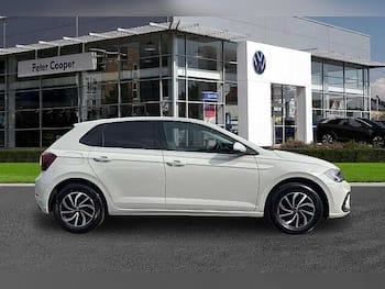 Used Volkswagen Polo 2024 for sale - 79629983: Photo