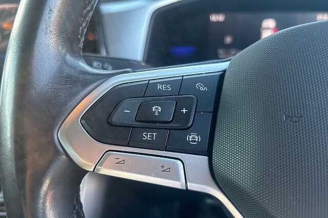 Used Volkswagen T-Roc 2022 for sale - 76040468: Photo 15