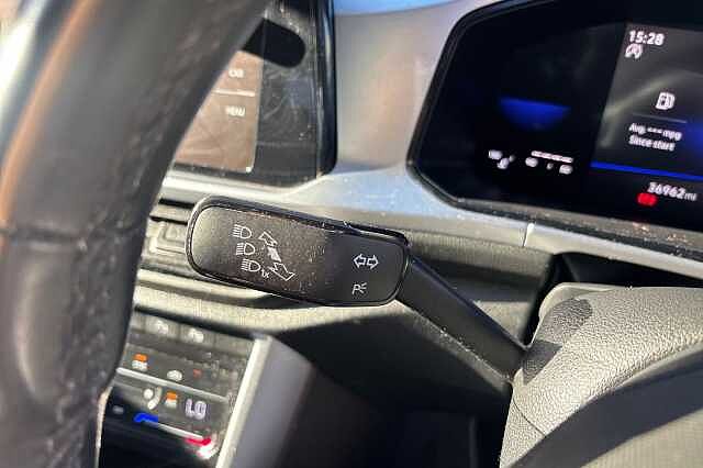 Used Volkswagen T-Roc 2022 for sale - 76040468: Photo 30