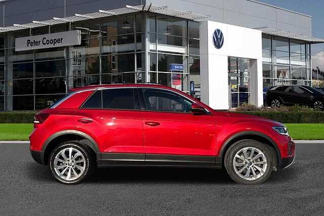 Used Volkswagen T-Roc 2022 for sale - 76040468: Photo 4