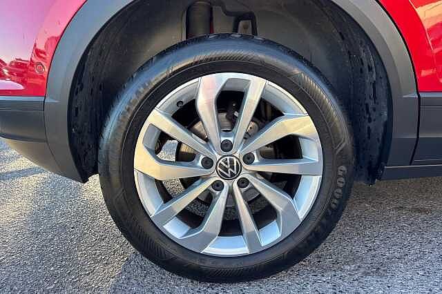 Used Volkswagen T-Roc 2022 for sale - 76040468: Photo 5