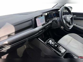 Used Volkswagen Golf 2022 for sale - 79703924: Photo