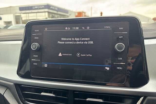 Used Volkswagen T-Roc 2024 for sale - 76035969: Photo 25