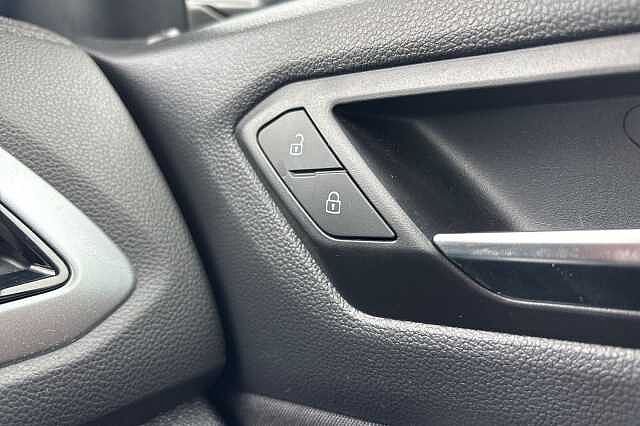 Used Volkswagen T-Roc 2024 for sale - 76035969: Photo 30