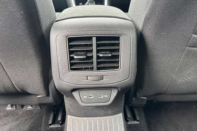 Used Volkswagen T-Roc 2024 for sale - 76035969: Photo 34