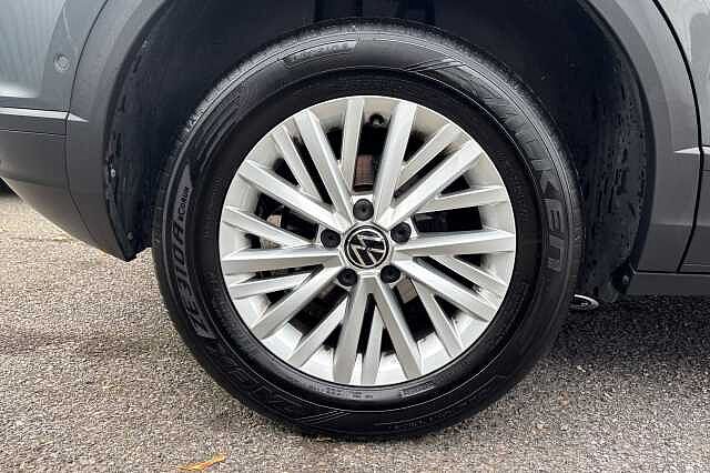 Used Volkswagen T-Roc 2024 for sale - 76035969: Photo 5