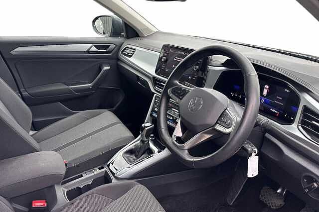 Used Volkswagen T-Roc 2024 for sale - 76035969: Photo 6
