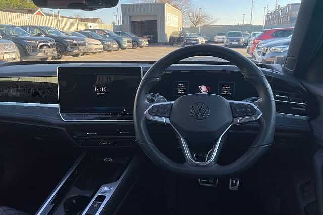 Used Volkswagen Passat 2024 for sale - 76554443: Photo 14