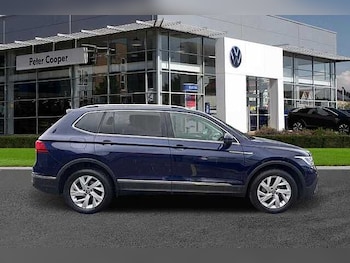 Used Volkswagen Tiguan Allspace 2023 for sale - 75593262: Photo