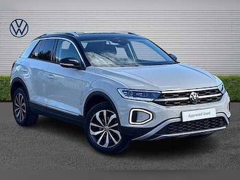 Used Volkswagen T-Roc 2023 for sale - 78168414: Photo