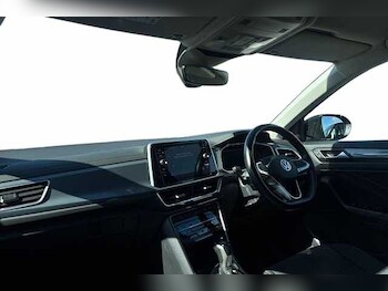 Used Volkswagen T-Roc 2023 for sale - 78168414: Photo