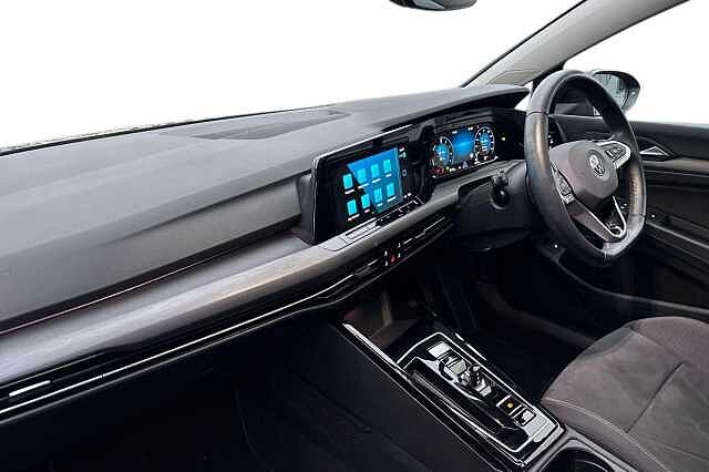 Used Volkswagen Golf 2022 for sale - 77038691: Photo 2