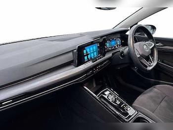 Used Volkswagen Golf 2022 for sale - 77038691: Photo