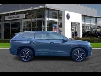 Used Volkswagen Touran 2025 for sale - 74993382: Photo