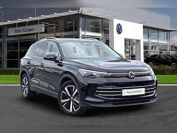 2024 (24) - 1.5 eTSI 150 Elegance 5dr DSG