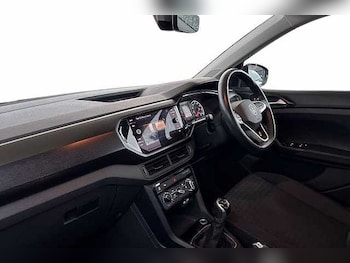 Used Volkswagen T-Cross 2022 for sale - 77101286: Photo