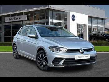 2022 (22) - MK6 Facelift (2021) 1.0 TSI 95PS Life DSG 5-Door