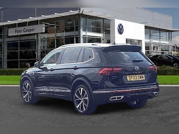 Used Volkswagen Tiguan Allspace 2023 for sale - 79205963: Photo
