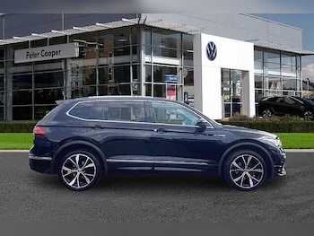Used Volkswagen Tiguan Allspace 2023 for sale - 79205963: Photo