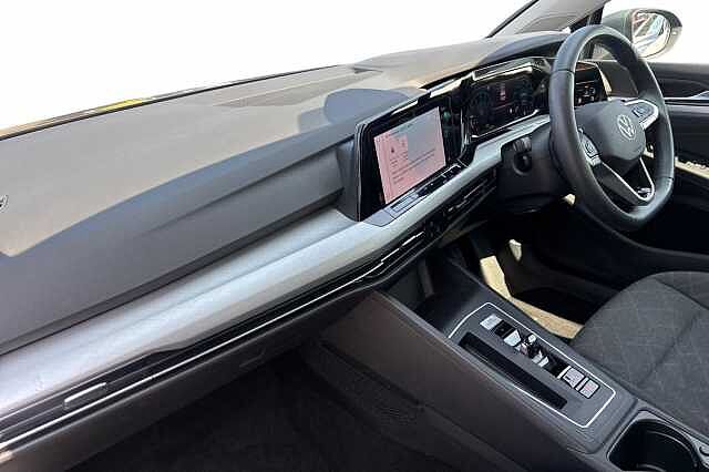 Used Volkswagen Golf 2023 for sale - 76536455: Photo 2