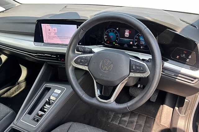 Used Volkswagen Golf 2023 for sale - 76536455: Photo 6