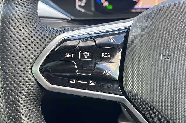 Used Volkswagen Arteon 2024 for sale - 75723859: Photo 15