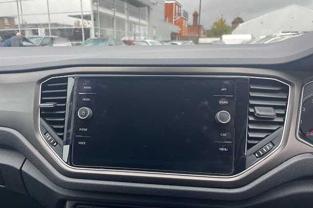 Used Volkswagen T-Roc 2018 for sale - 76231870: Photo 13