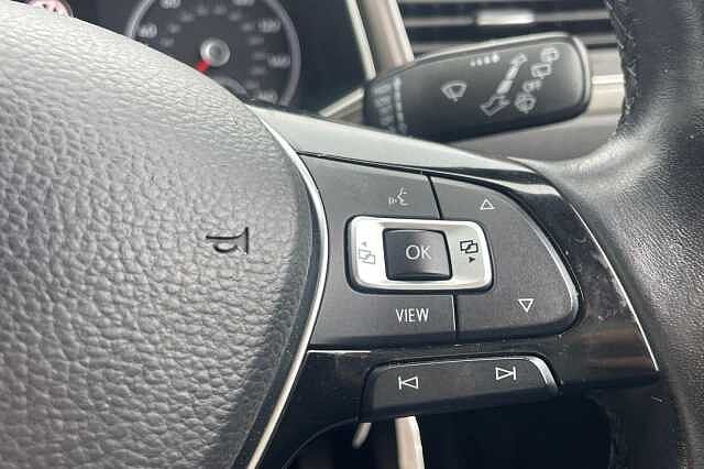 Used Volkswagen T-Roc 2018 for sale - 76231870: Photo 17